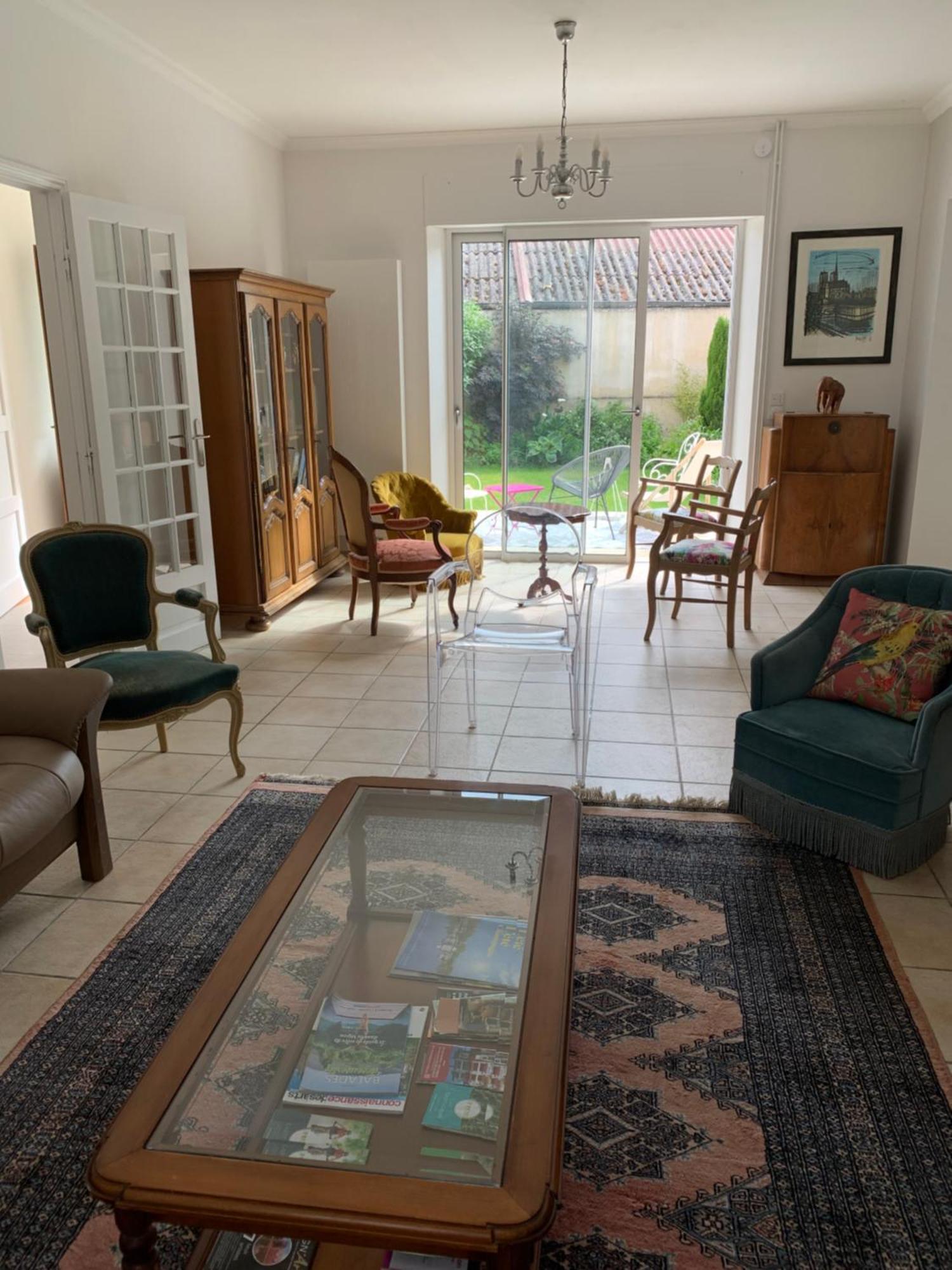 Vila Le Claugi Damery  Pokoj fotografie